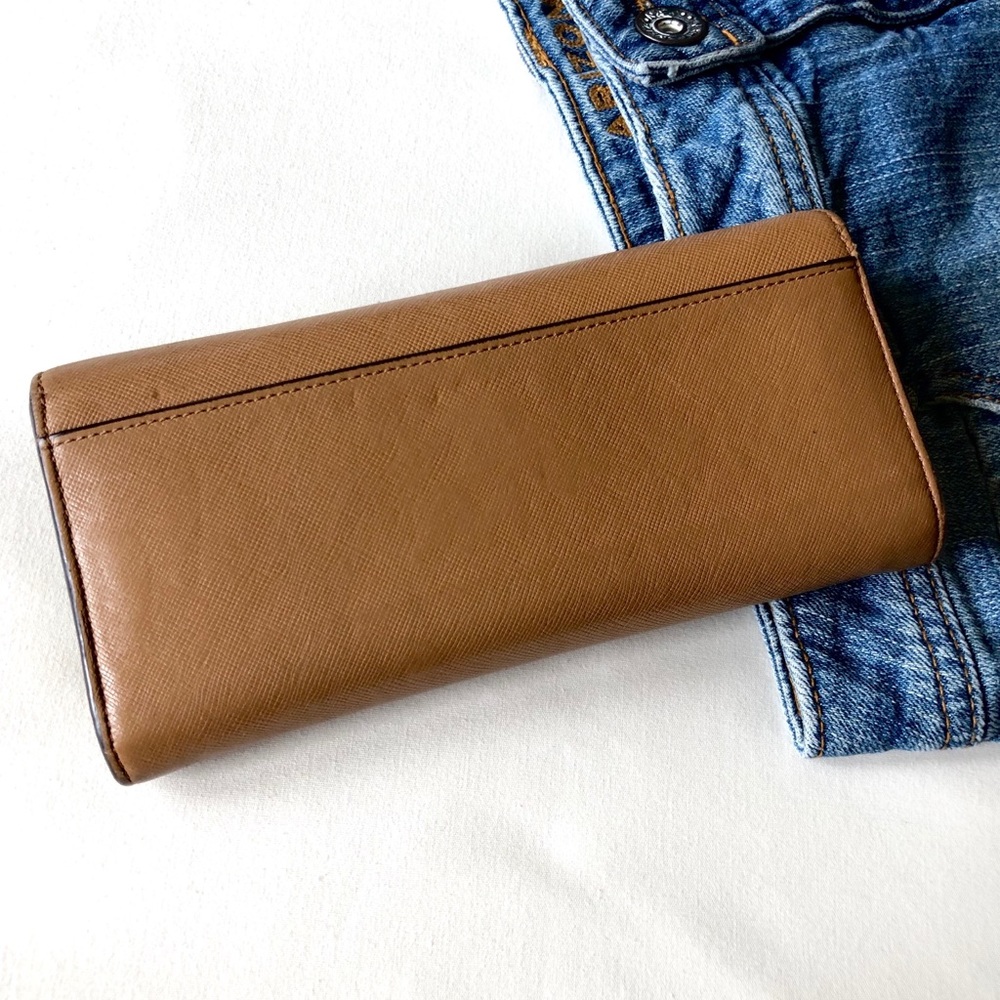 👜Coach Slim Brown Leather Envelope Wallet👜 - Picture 2 of 7